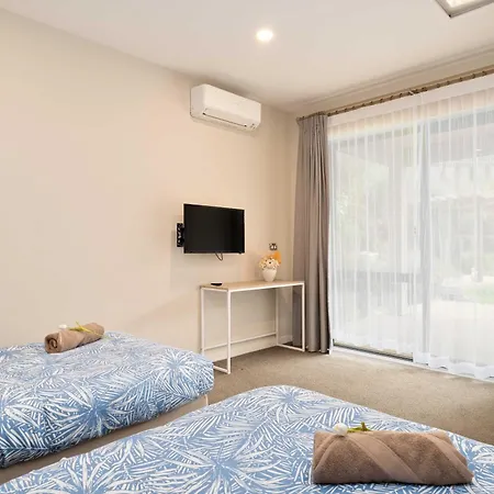 Alpaca Manor Auckland Apartment Exterior photo